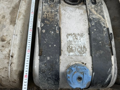 VOLVO Бак для AdBlue VOLVO FH13 б/у (вид 5) VOLVO Бак для AdBlue VOLVO FH13 б/у (фото, вид 5)