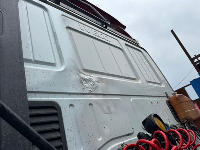 Iveco Кабина в сборе Iveco Stralis б/у (вид 7) Iveco Кабина в сборе Iveco Stralis б/у (фото, вид 7)