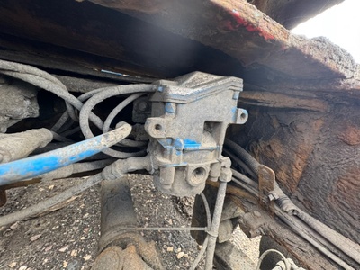 Scania Модулятор EBS одноканальный Scania 4-Series б/у (вид 3) Scania Модулятор EBS одноканальный Scania 4-Series б/у (фото, вид 3)