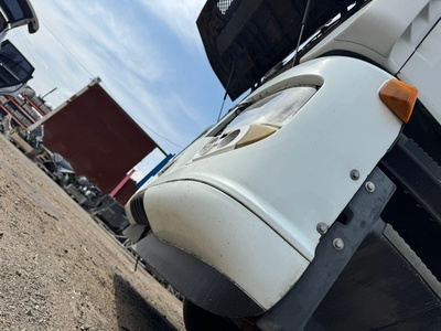 Iveco Бампер передний (ноускат) Iveco Stralis б/у (вид 3) Iveco Бампер передний (ноускат) Iveco Stralis б/у (фото, вид 3)