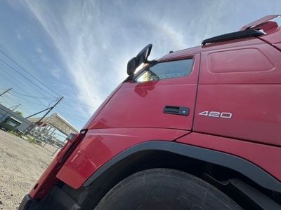 VOLVO Дверь в сборе левая Volvo FH13 б/у (вид 5) VOLVO Дверь в сборе левая Volvo FH13 б/у (фото, вид 5)