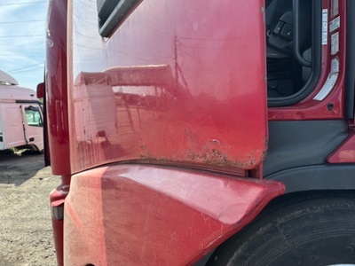 VOLVO Дверь в сборе левая Volvo FH13 б/у (вид 6) VOLVO Дверь в сборе левая Volvo FH13 б/у (фото, вид 6)