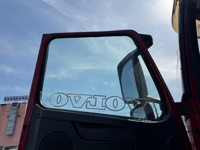 VOLVO Дверь в сборе левая Volvo FH13 б/у (вид 11) VOLVO Дверь в сборе левая Volvo FH13 б/у (фото, вид 11)