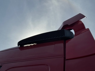 VOLVO Патрубок воздушного фильтра Volvo FH13 б/у (вид 4) VOLVO Патрубок воздушного фильтра Volvo FH13 б/у (фото, вид 4)