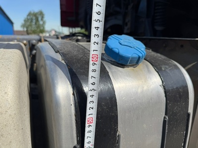 VOLVO Бак для AdBlue Volvo FH13 б/у (вид 8) VOLVO Бак для AdBlue Volvo FH13 б/у (фото, вид 8)