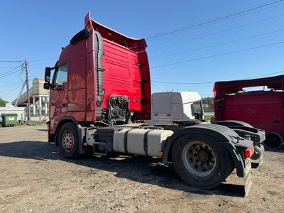 VOLVO Разбираем Volvo FH13 б/у (вид 1) VOLVO Разбираем Volvo FH13 б/у (фото, вид 1)