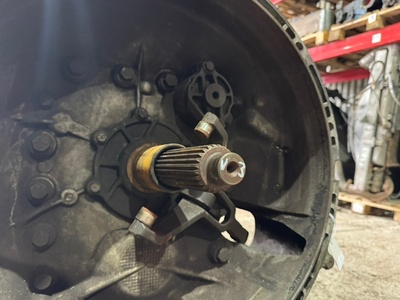 VOLVO ���� VT2214B Volvo FH13 �/� (����, ��� 18)