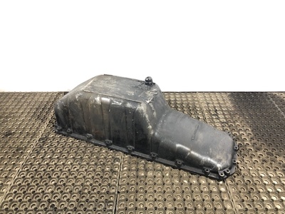Scania Поддон масляный двигателя Scania б/у (вид 1) Scania Поддон масляный двигателя Scania б/у (фото, вид 1)