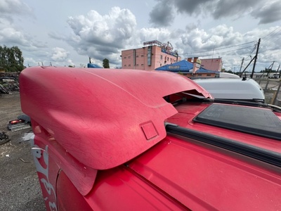 Scania Комплект спойлеров кабины Scania P360 б/у (вид 6) Scania Комплект спойлеров кабины Scania P360 б/у (фото, вид 6)