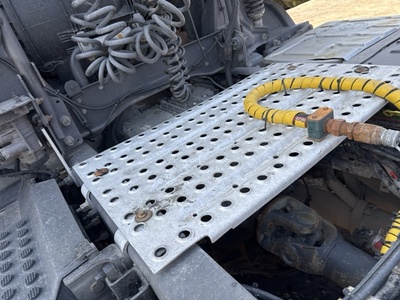 VOLVO ���� AT2412F Volvo FH4 �/� (����, ��� 2)