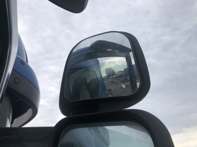 Scania Зеркало заднего вида правое Scania б/у (вид 9) Scania Зеркало заднего вида правое Scania б/у (фото, вид 9)