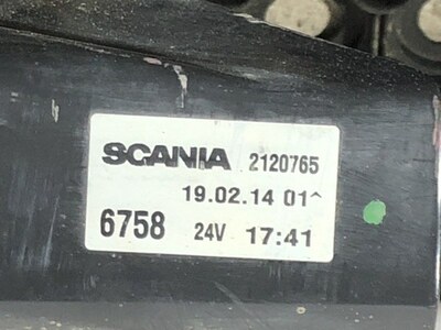 Scania Трапеция стеклоочистителей Scania б/у (вид 6) Scania Трапеция стеклоочистителей Scania б/у (фото, вид 6)