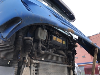 Scania Капот в сборе Scania R б/у (вид 5) Scania Капот в сборе Scania R б/у (фото, вид 5)