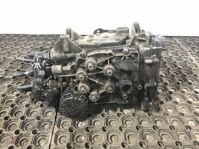 Renault Осушитель в сборе с 4х контурным краном RENAULT T б/у (вид 17) Renault Осушитель в сборе с 4х контурным краном RENAULT T б/у (фото, вид 17)