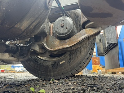 VOLVO Полурессора задняя правая Volvo FH4 б/у (вид 3) VOLVO Полурессора задняя правая Volvo FH4 б/у (фото, вид 3)