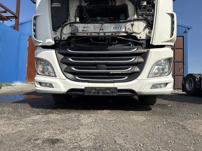DAF Бампер передний (ноускат) DAF XF106 б/у (вид 1) DAF Бампер передний (ноускат) DAF XF106 б/у (фото, вид 1)