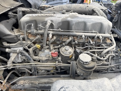DAF Двигатель в сборе MX-13 340 H1 DAF XF106 б/у (вид 4) DAF Двигатель в сборе MX-13 340 H1 DAF XF106 б/у (фото, вид 4)