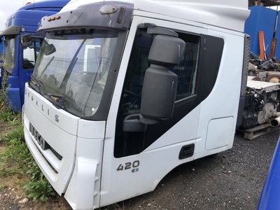 Iveco Дверь в сборе левая Iveco Stralis б/у (вид 4) Iveco Дверь в сборе левая Iveco Stralis б/у (фото, вид 4)