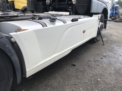 DAF Спойлеры шасси межосевые DAF XF106 б/у (вид 4) DAF Спойлеры шасси межосевые DAF XF106 б/у (фото, вид 4)