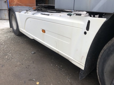 DAF Спойлеры шасси межосевые DAF XF106 б/у (вид 6) DAF Спойлеры шасси межосевые DAF XF106 б/у (фото, вид 6)