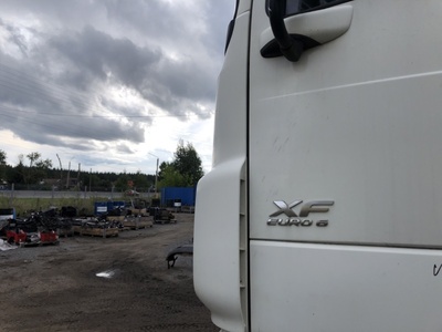 DAF Дефлектор кабины левый DAF XF106 б/у (вид 3) DAF Дефлектор кабины левый DAF XF106 б/у (фото, вид 3)