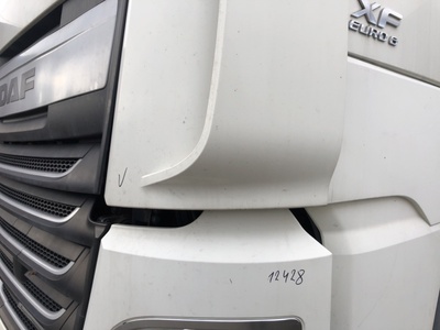 DAF Дефлектор кабины левый DAF XF106 б/у (вид 5) DAF Дефлектор кабины левый DAF XF106 б/у (фото, вид 5)
