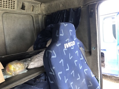 Iveco Сиденье водительское пневматическое Iveco Stralis б/у (вид 8) Iveco Сиденье водительское пневматическое Iveco Stralis б/у (фото, вид 8)
