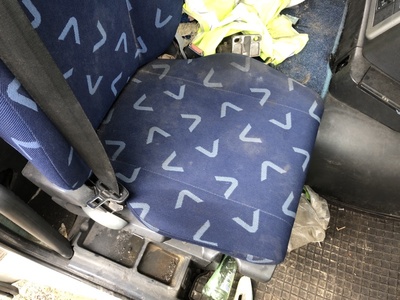 Iveco Сиденье пассажирское механическое Iveco Stralis б/у (вид 3) Iveco Сиденье пассажирское механическое Iveco Stralis б/у (фото, вид 3)