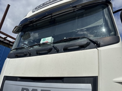 DAF Трапеция дворников DAF XF106 б/у (вид 1) DAF Трапеция дворников DAF XF106 б/у (фото, вид 1)