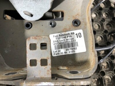 KAMAZ Рулевая колонка в сборе с замком зажигания Камаз 5490 б/у (вид 10) KAMAZ Рулевая колонка в сборе с замком зажигания Камаз 5490 б/у (фото, вид 10)