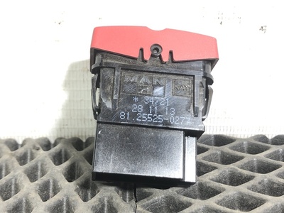 MAN Кнопка аварийной сигнализации MAN TGX б/у (вид 2) MAN Кнопка аварийной сигнализации MAN TGX б/у (фото, вид 2)