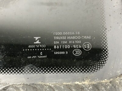 MAN Стекло двери левое MAN TGX б/у (вид 3) MAN Стекло двери левое MAN TGX б/у (фото, вид 3)