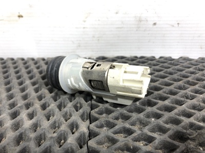 Renault ������������� RENAULT T �/� (����, ��� 4)