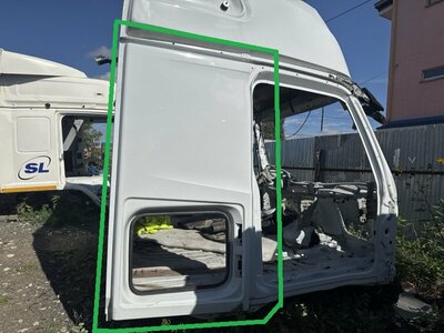 KAMAZ Каркас кабины под распил Камаз К5 54901 б/у (вид 10) KAMAZ Каркас кабины под распил Камаз К5 54901 б/у (фото, вид 10)