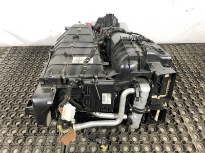 VOLVO Отопитель в сборе Volvo FH4 б/у (вид 4) VOLVO Отопитель в сборе Volvo FH4 б/у (фото, вид 4)