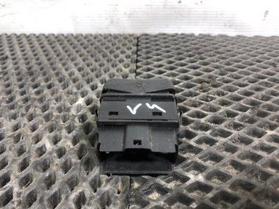 VOLVO Кнопка блокировки дифференциала Volvo FH13 б/у (вид 1) VOLVO Кнопка блокировки дифференциала Volvo FH13 б/у (фото, вид 1)