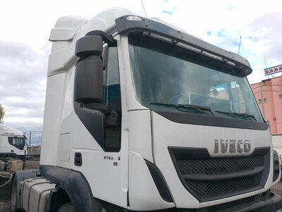 Iveco Кабина в сборе Iveco Stralis б/у (вид 2) Iveco Кабина в сборе Iveco Stralis б/у (фото, вид 2)