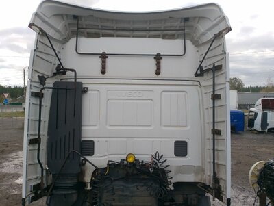 Iveco Кабина в сборе Iveco Stralis б/у (вид 3) Iveco Кабина в сборе Iveco Stralis б/у (фото, вид 3)