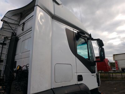 Iveco Кабина в сборе Iveco Stralis б/у (вид 7) Iveco Кабина в сборе Iveco Stralis б/у (фото, вид 7)