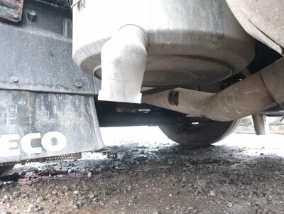 Iveco Корпус воздушного фильтра Iveco Stralis б/у (вид 1) Iveco Корпус воздушного фильтра Iveco Stralis б/у (фото, вид 1)