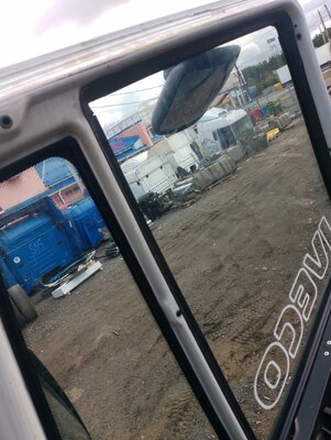 Iveco Дверь в сборе правая Iveco Stralis б/у (вид 7) Iveco Дверь в сборе правая Iveco Stralis б/у (фото, вид 7)