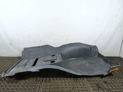 Scania Напольное покрытие под пассажиром Scania P360 б/у (вид 2) Scania Напольное покрытие под пассажиром Scania P360 б/у (фото, вид 2)