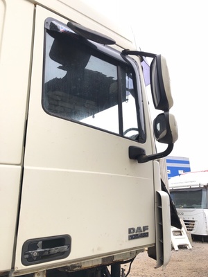 DAF   DAF XF 105 / ()