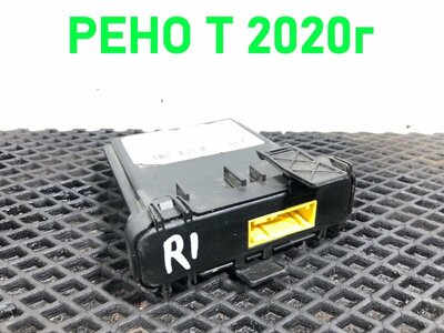 Renault     RENAULT T / ()