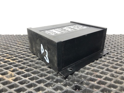 DAF Преобразователь напряжения DAF XF105 б/у DAF Преобразователь напряжения DAF XF105 б/у (фото)