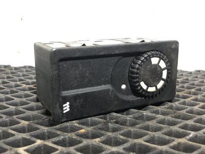 DAF Пульт управления автономным отопителем DAF XF105 б/у DAF Пульт управления автономным отопителем DAF XF105 б/у (фото)