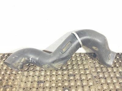 Scania Патрубок корпуса воздушного фильтра Scania б/у Scania Патрубок корпуса воздушного фильтра Scania б/у (фото)