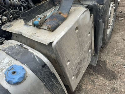 VOLVO Глушитель в сборе VOLVO FH13 б/у VOLVO Глушитель в сборе VOLVO FH13 б/у (фото)