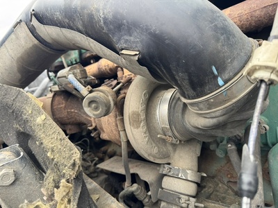 VOLVO Турбина holset VOLVO FH13 б/у VOLVO Турбина holset VOLVO FH13 б/у (фото)