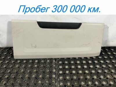 KAMAZ Дверца бардачка верхнего левая Камаз К5 54901 б/у KAMAZ Дверца бардачка верхнего левая Камаз К5 54901 б/у (фото)